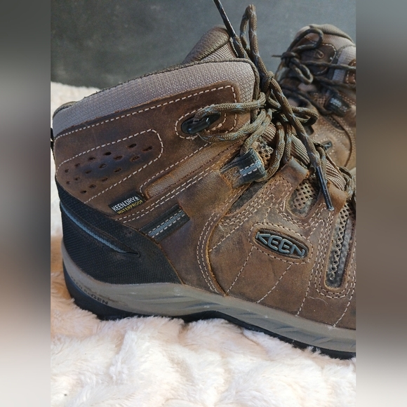 KEEN Men's Size 9.5D Utility Flint II Mid Waterproof Steel Toe Work Boots - Picture 7 of 10